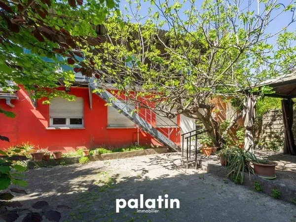 Maison 9 pièces 275 m²