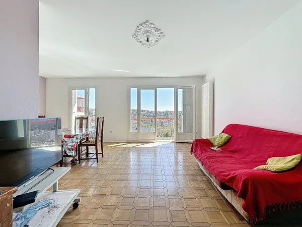Appartement 3 pièces 77 m²