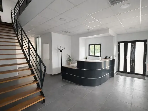 Bureaux 270 m²
