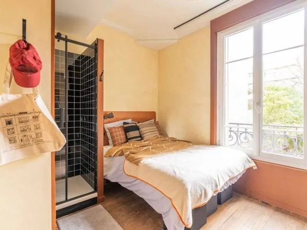 Maison 12 pièces 233 m²