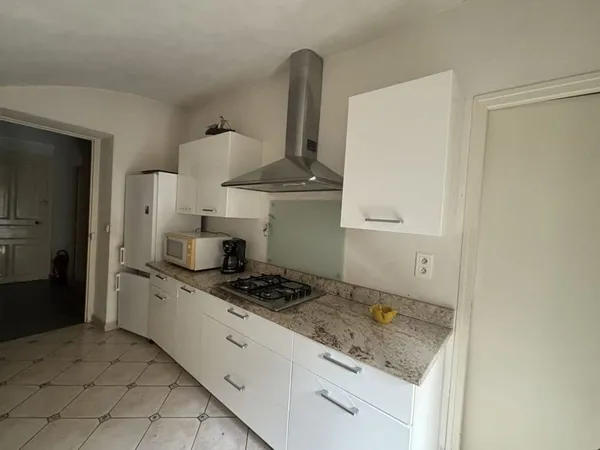 Maison d'environ 200 m2