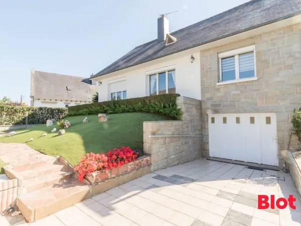 A VENDRE - VIAGER - MAISON 118 m² - LIFFRE
