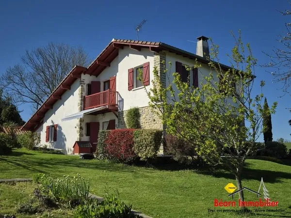 Villa 5 pièces 130 m²