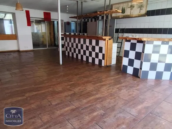 Local commercial 65 m²