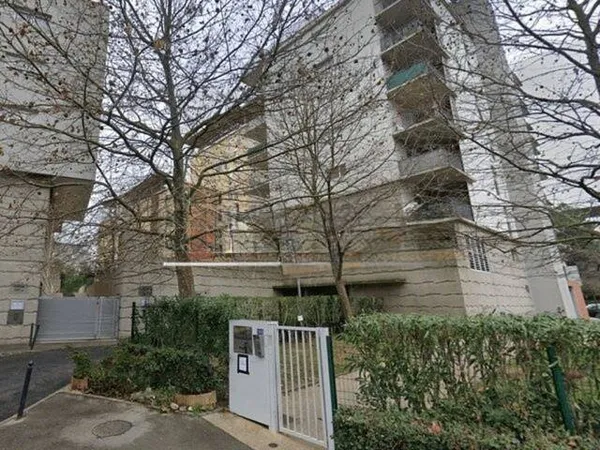 Parking 15 m²