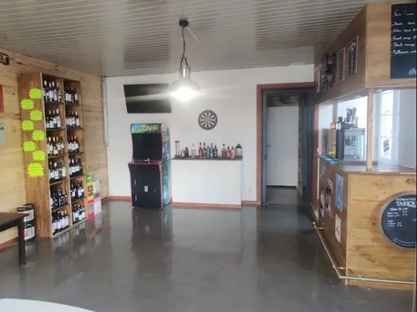 Fonds de commerce 50 m² Mios