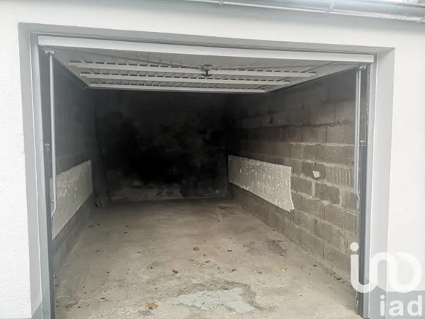 Parking 14 m²