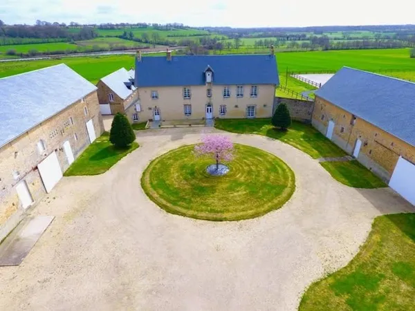 Maison 340 m²