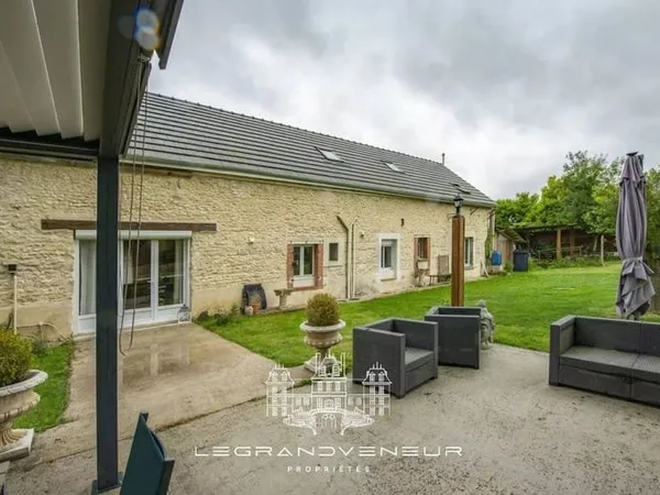 Maison 10 pièces 430 m²