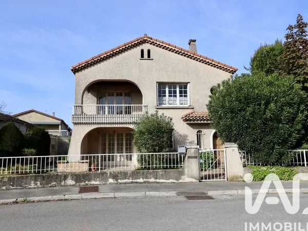 Maison 7 pièces 180 m²