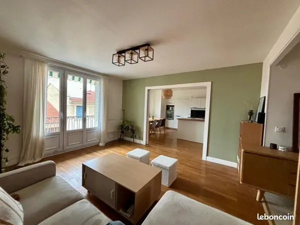 T3 Traversant 73 m² - Lyon Saxe-Gambetta - 6ème étage sans vis-à-vis