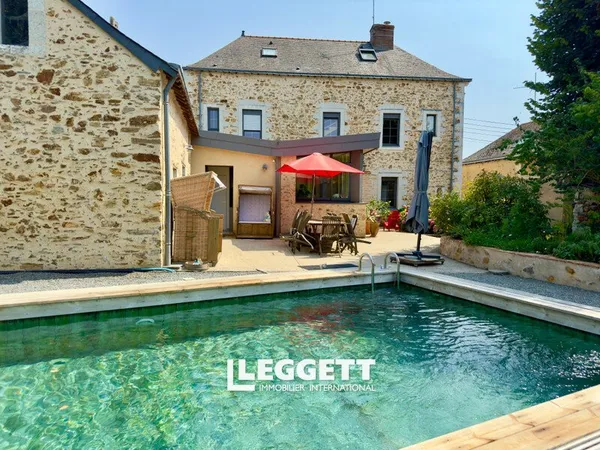 Maison 10 pièce(s), LES HAUTS-D'ANJOU