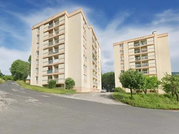 Appartement Le Cheylard 4 pièce(s) 80 m2