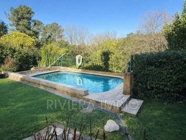 Villa 237 m²