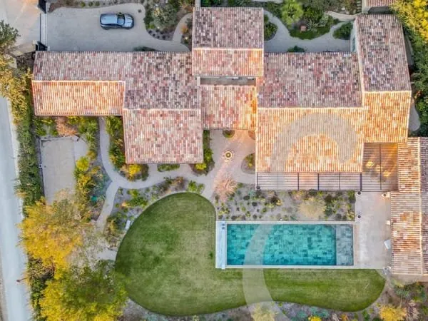 Propriété Contemporain Clés En Main