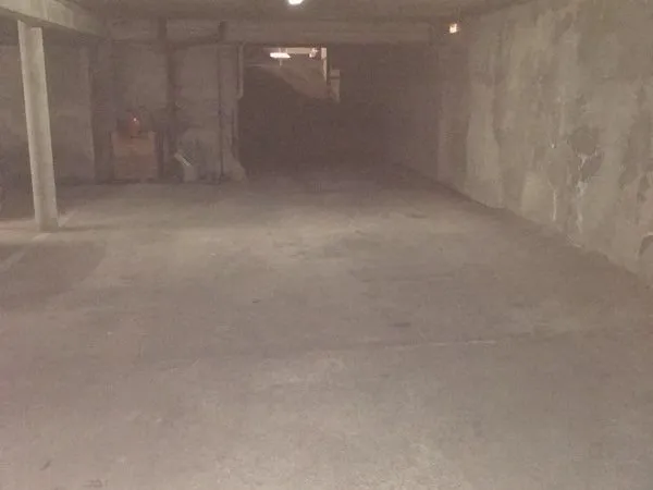 LOCATION d'une PLACE de PARKING COUVERTE dans un BOX à METZ