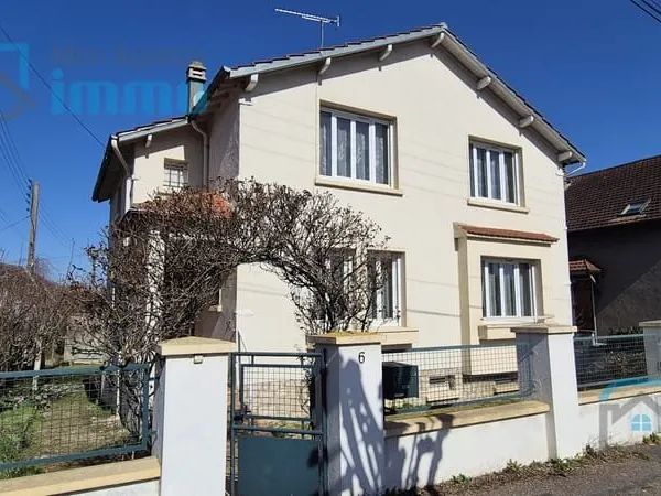 Bourges, quartier Mazières - Maison sur sous-sol 3 chambres, garage, jardin