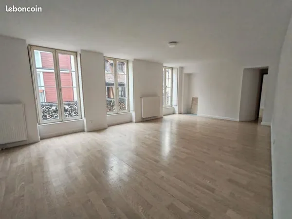 Appartement T3 à louer - Besançon Centre ville