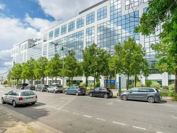 Bureaux 2645 m²
