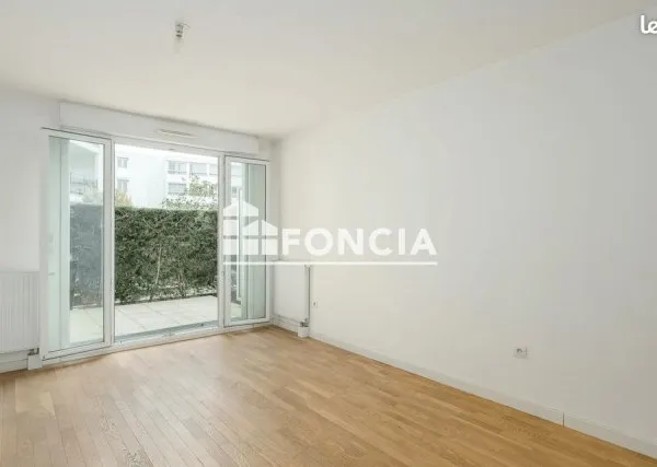 Châtenay-Malabry (92) - T2 de Standing (2014) surface de 42,76 m² Carrez (51,66 m² au sol) - Signatu