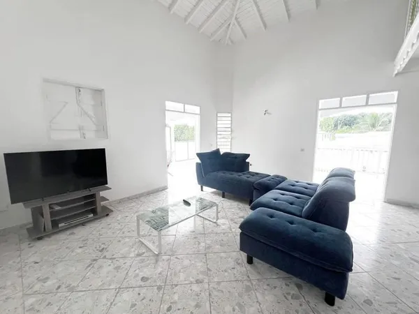 Superbe appartement 4 pièces meublé avec mezzanine et grande