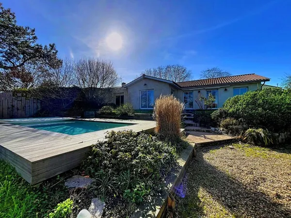 Maison 7 pièces 137 m²