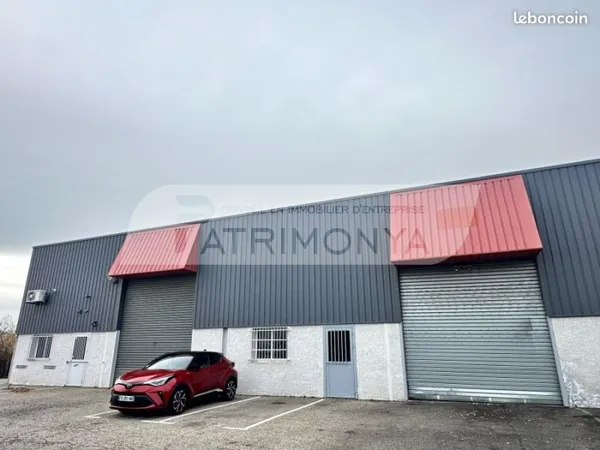 Local d'activité 364 m²