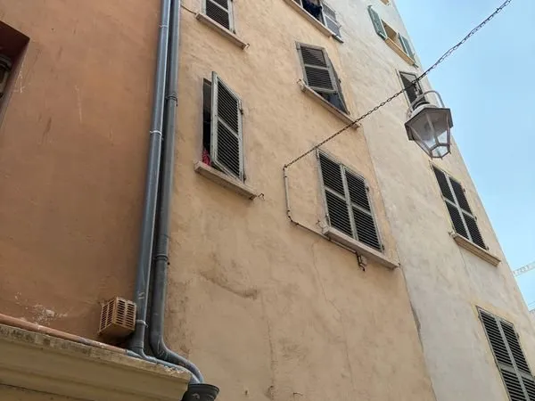 Bien immobilier de rendement Vente Toulon   141500€