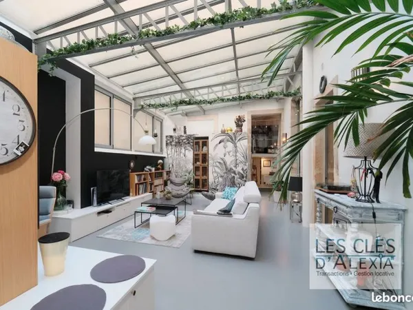 Appartement 6 pièces 180 m²