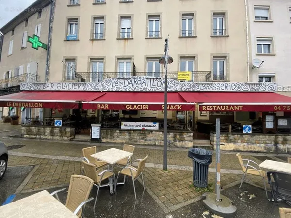 BAR / RESTAURANT Licence IV au coeur Des Vans