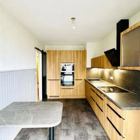 Appartement 4 pièces 76 m²