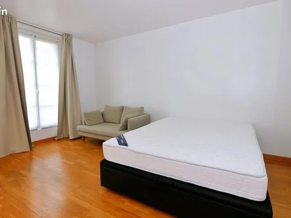 Studio 1 pièce 26 m²