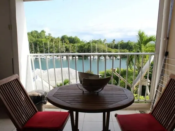 Studio 1 pièce 24 m²