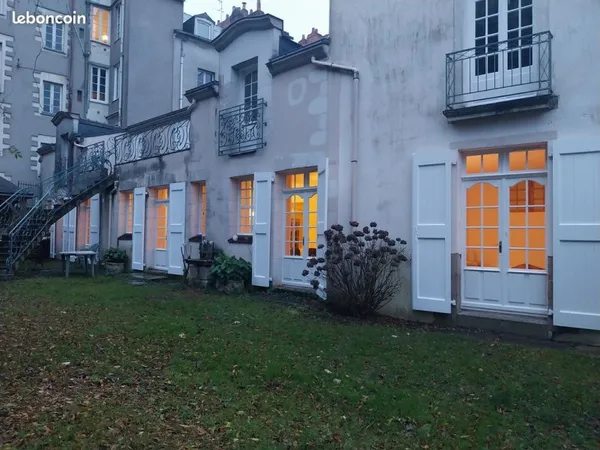 LOFT : charme de la campagne en plein centre ville