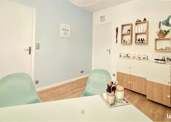 Sous location pièce pour Therapeuthe /Estheticienne