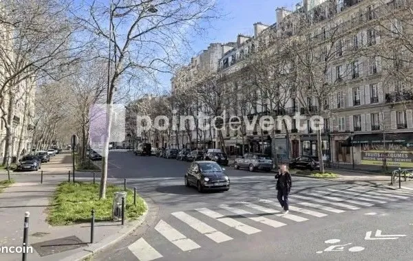 Commerce habillement/textile 43 m²