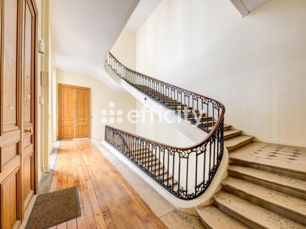 Appartement 4 pièces 130 m²