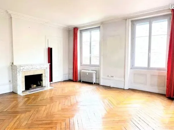 Appartement 4 pièces 165 m²