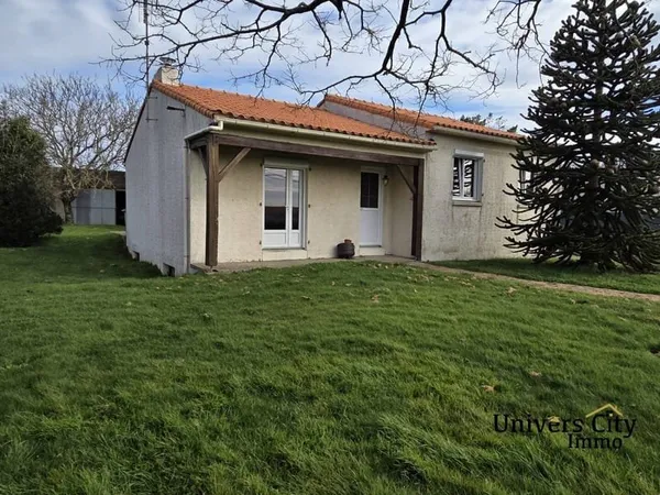 Maison de plain-pied 5 pièces 91 m²