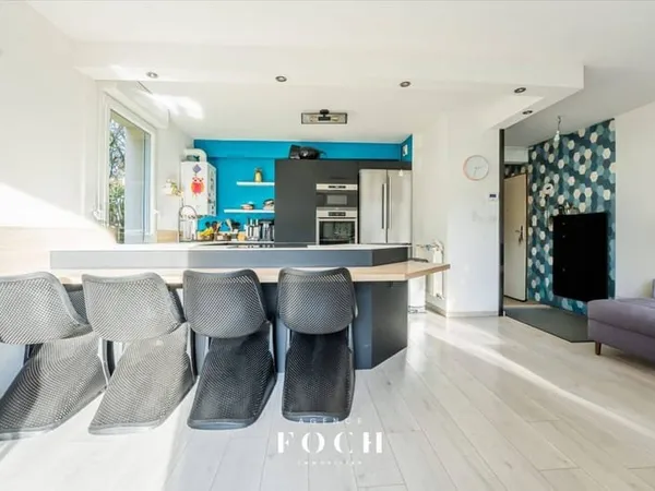 Duplex 5 pièces 82 m²