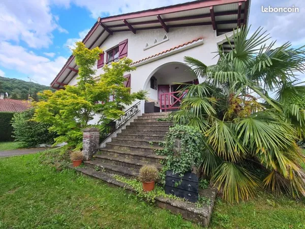 Maison 6 piéces 135 M2