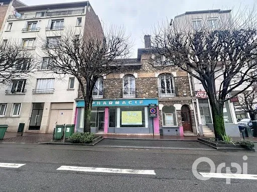 Propriété 9 pièces 333 m²