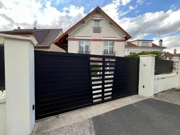 Maison 4 pièces 102 m²