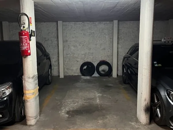 Parking - Goncourt / Hôpital Saint-Louis / République