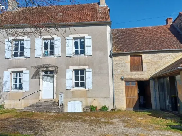 Maison familiale -5 pièces-120m² -Arconcey (21320)-149 000
