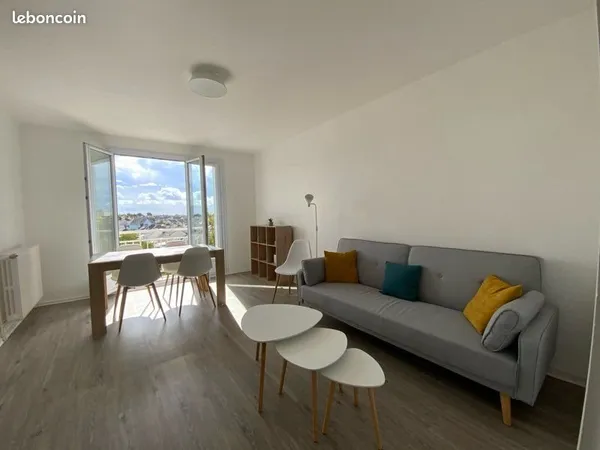 Appart T4 avec balcon terrasse