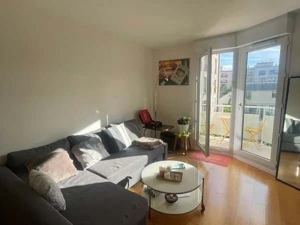 Sous-location meublée 2 pièces 70 m² — Paris 14e Pernety — 3 mois