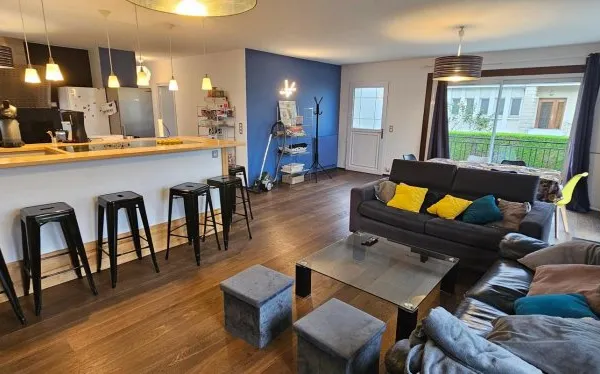 Chambre À Louer en colocation