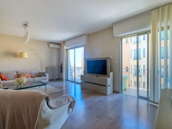 Vente Appartement 4 pièces avec garage Bastia Centre
