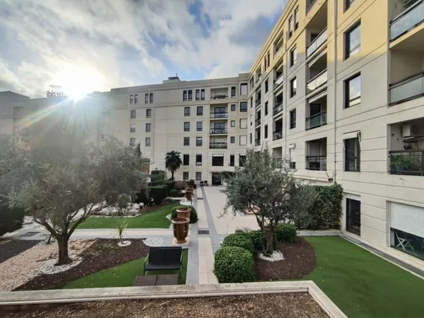 APPARTEMENT T2 QUARTIER ANTIGONE EN RESIDENCE SENIOR DE STANDING